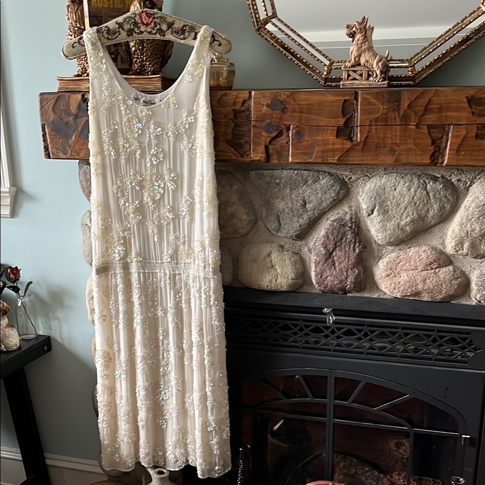 Vintage Oleg Cassini beaded Elegant White Sleeveless Dress